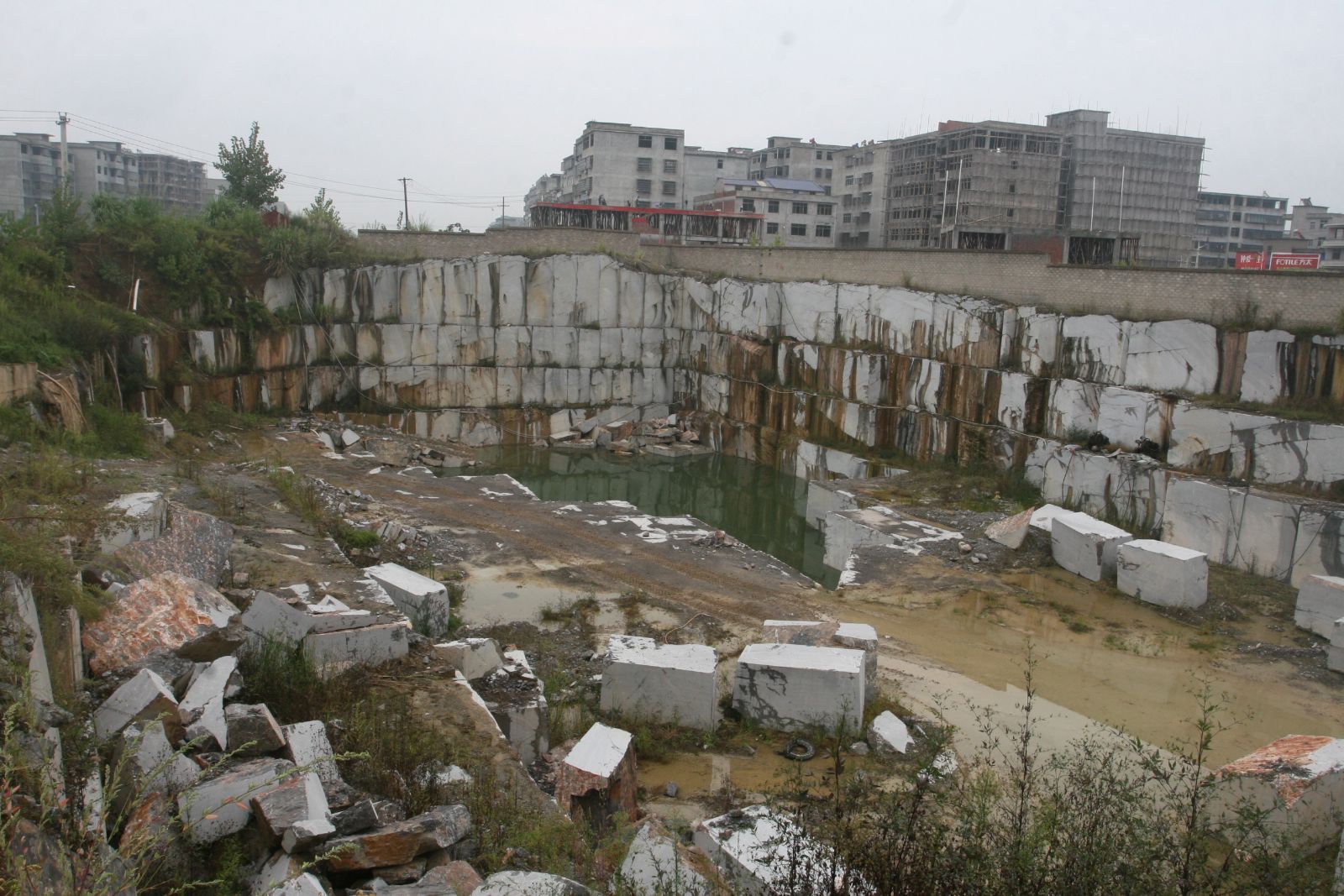中国哪里有大理石开采(中国哪里有大理石开采的地方)